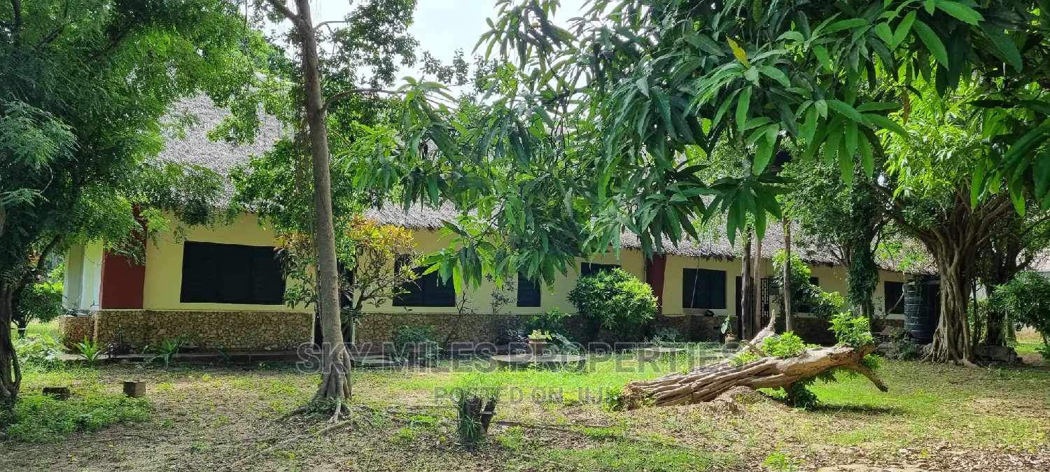 6-Bedroom Villa in Mtwapa - Aloo Drive Offers Exclusive Living in Mtwapa