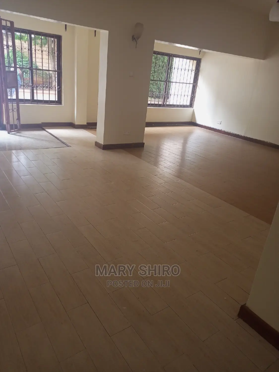 Parklands 4-Bedroom Duplex: Perfect for Families in Parklands/Highridge