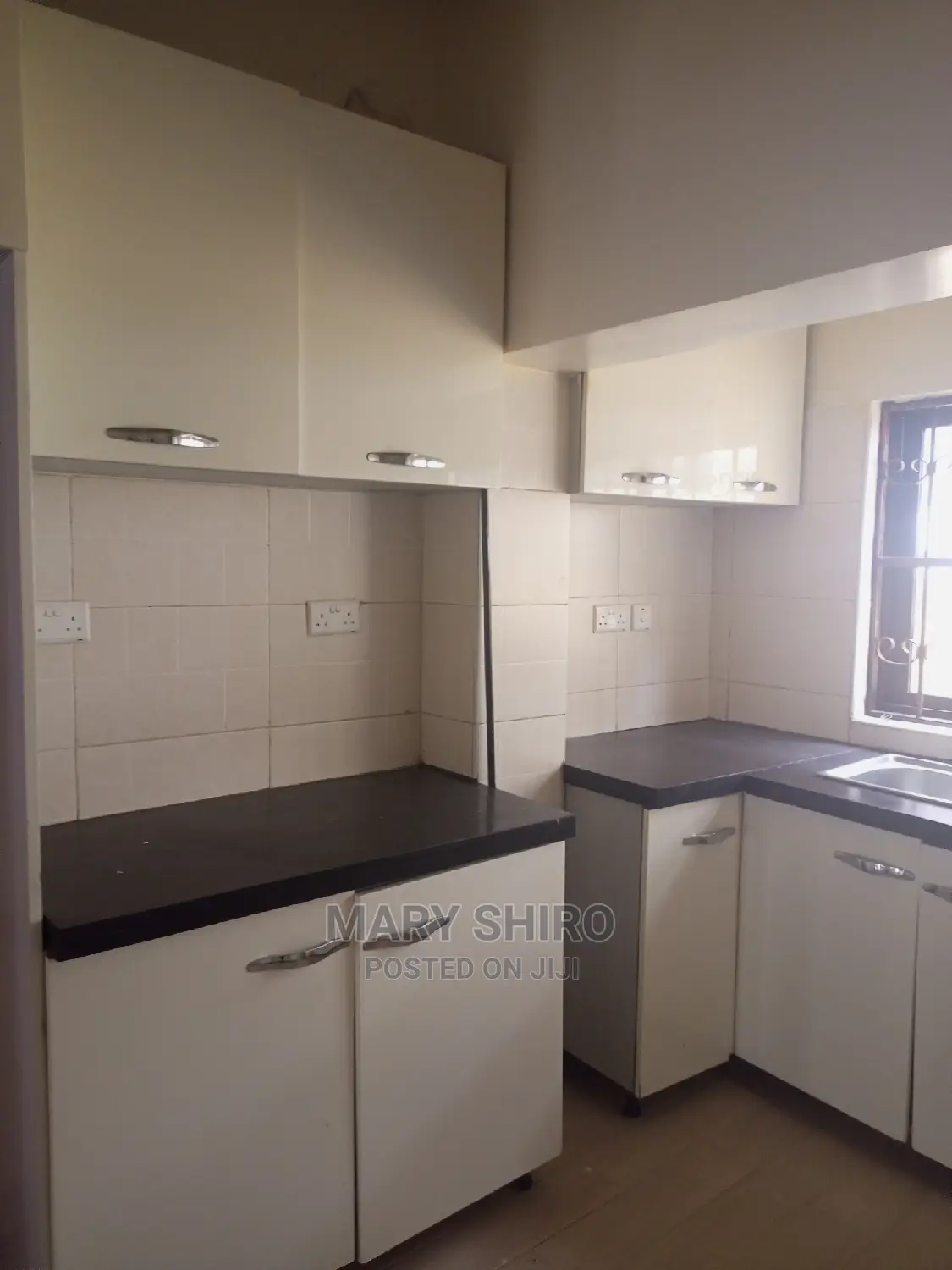 Parklands 4-Bedroom Duplex: Perfect for Families in Parklands/Highridge