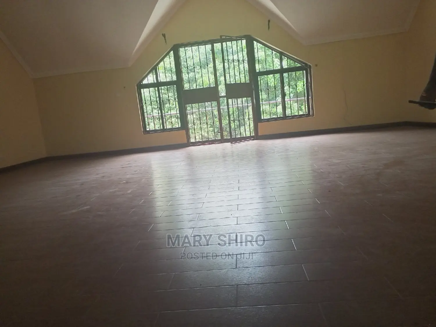 Parklands 4-Bedroom Duplex: Perfect for Families in Parklands/Highridge
