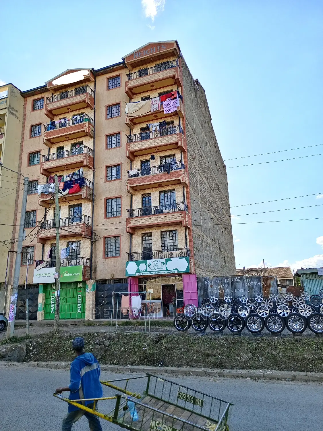 Furnished 1-Bedroom Apartment in Donholm - Ideal Home For Sale in Donholm