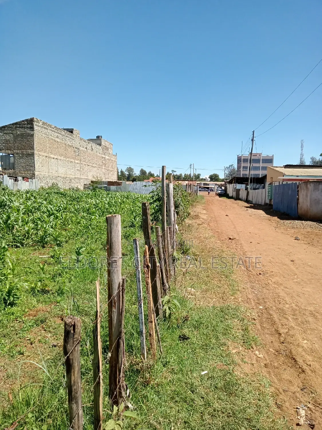 Spacious 1/8 Plot for Sale in Kimumu with Title in Soy