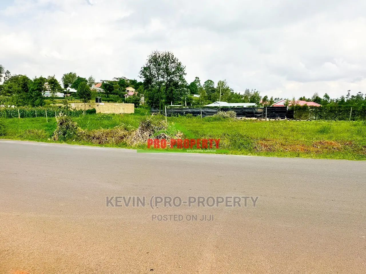 Kikuyu, Ondiri: Prime Land Plots Bordering Tarmac - Seize the Opportunity! in Karai