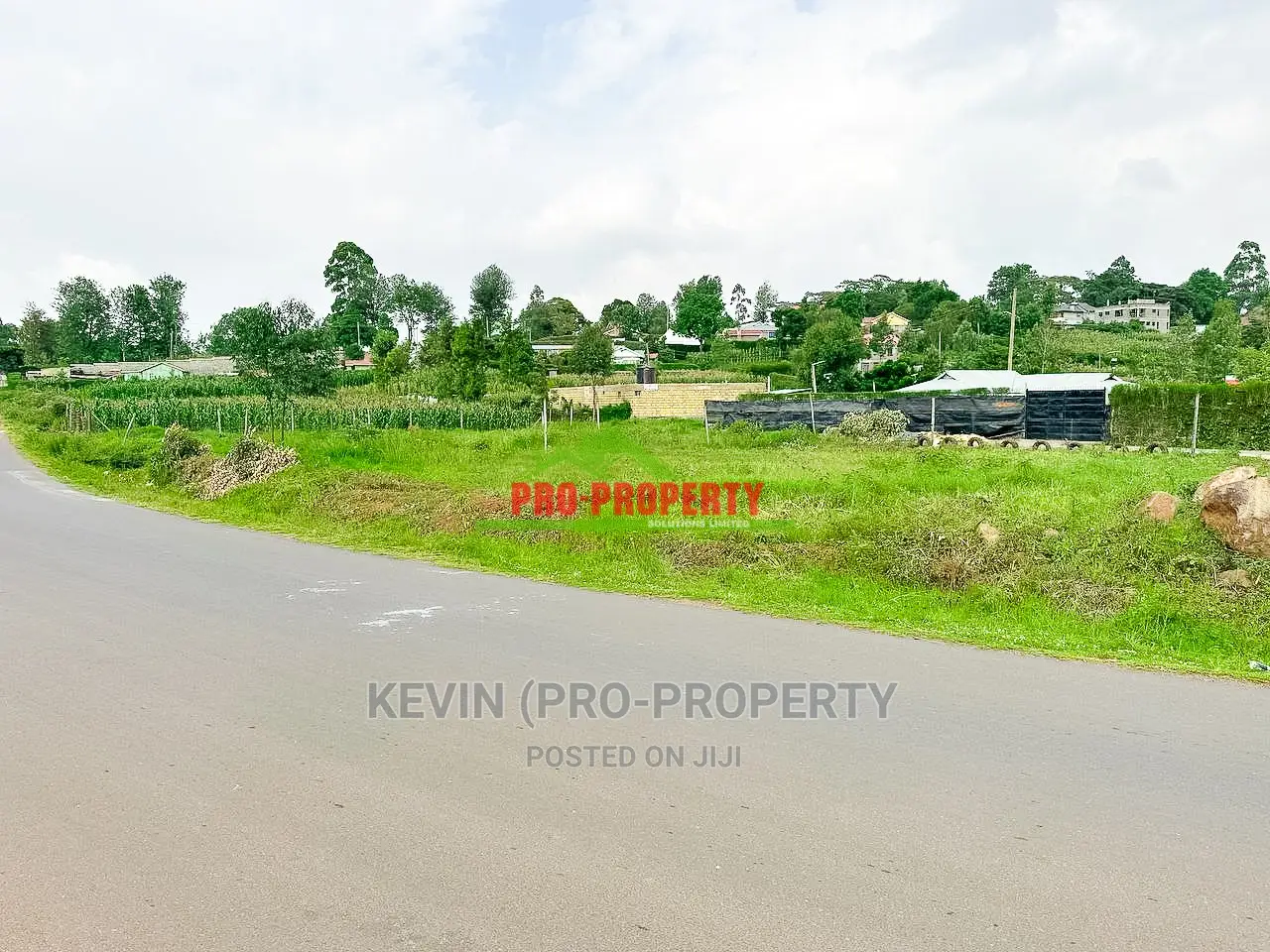 Kikuyu, Ondiri: Prime Land Plots Bordering Tarmac - Seize the Opportunity! in Karai