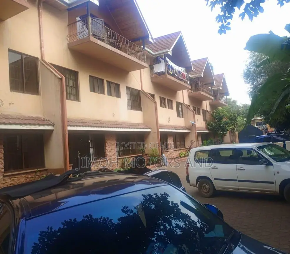 Modern Furnished 4-Bedroom Shared Apartment - Now Available in Parklands/Highridge