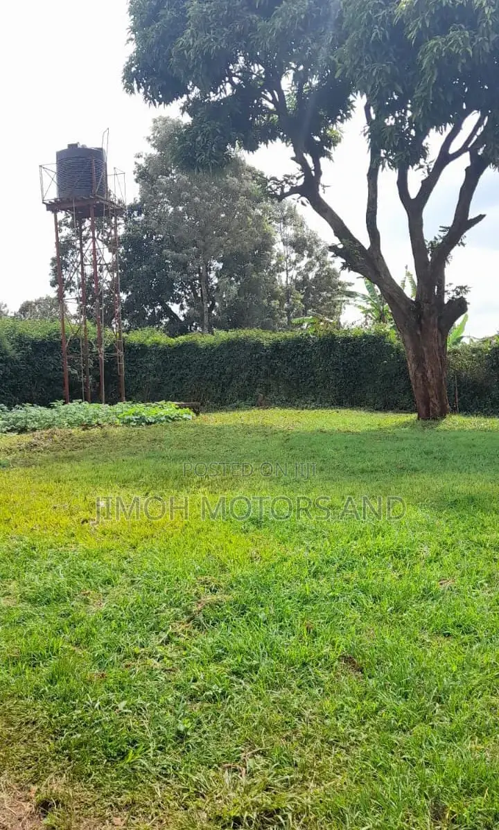 Land Investment: Seize the Opportunity with Our Exclusive Listings in Parklands/Highridge