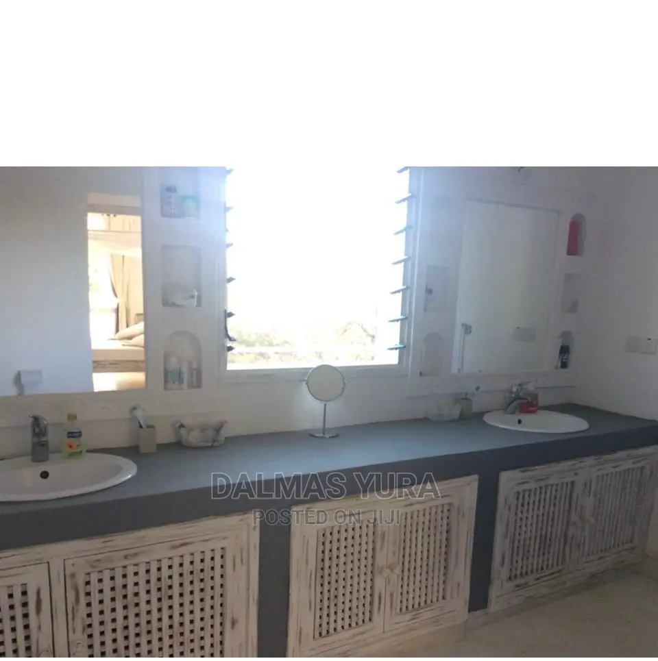 Spacious Furnished 2Bedroom Apartment in Malindi - For Sale in Malindi