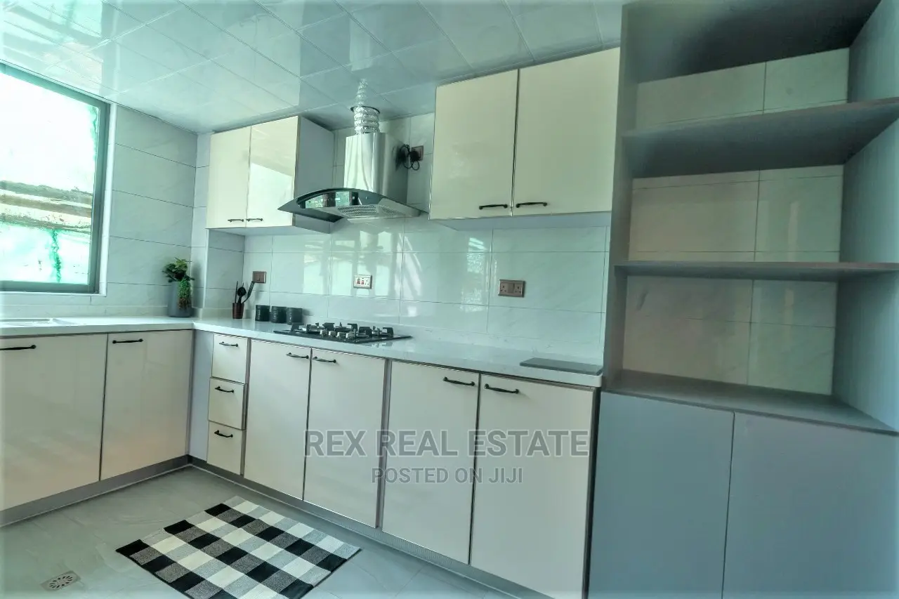 Spacious 3-Bedroom Apartment on Muringa Rd, Hurlingham - Ensuite Available for Rent in Hurlingham