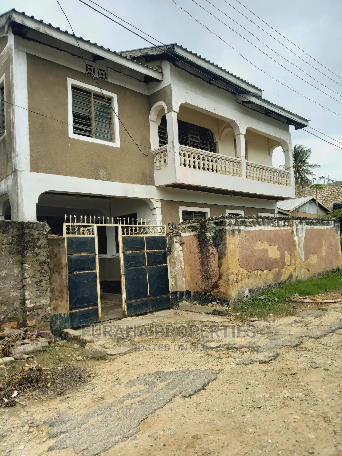 2-Bedroom Block of Flats in Prime Mtopanga Estate, Kisauni - For Sale! in Kisauni