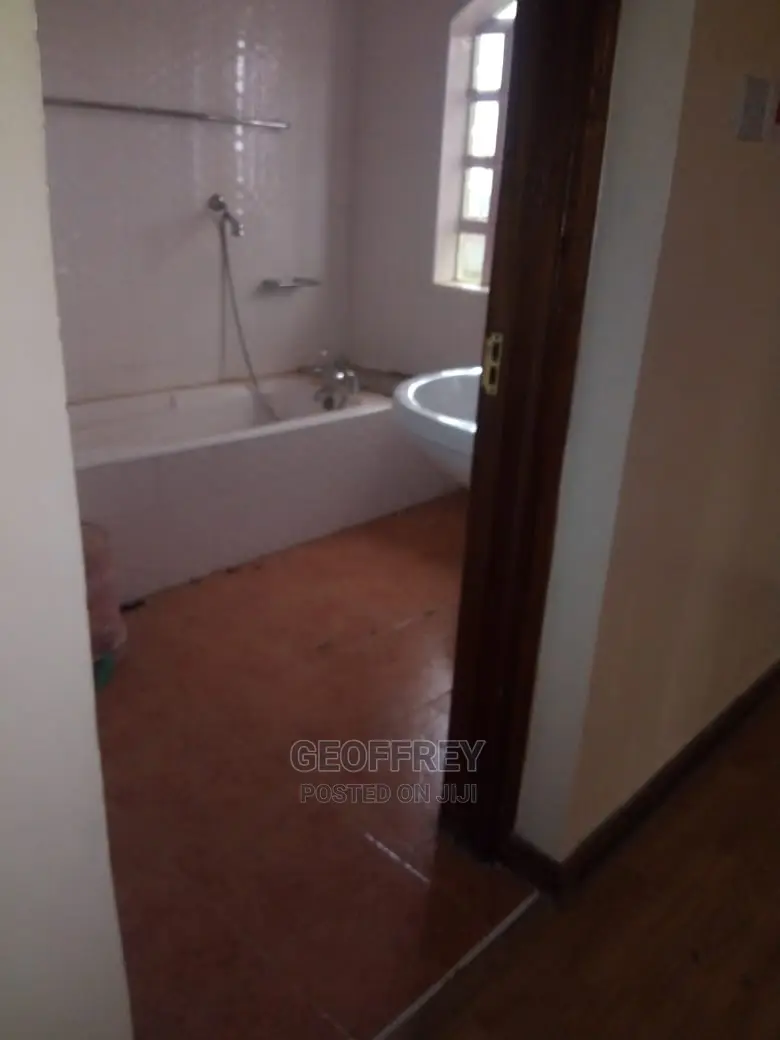 3bdrm Maisonette in Githunguri, Utawala for sale in Utawala