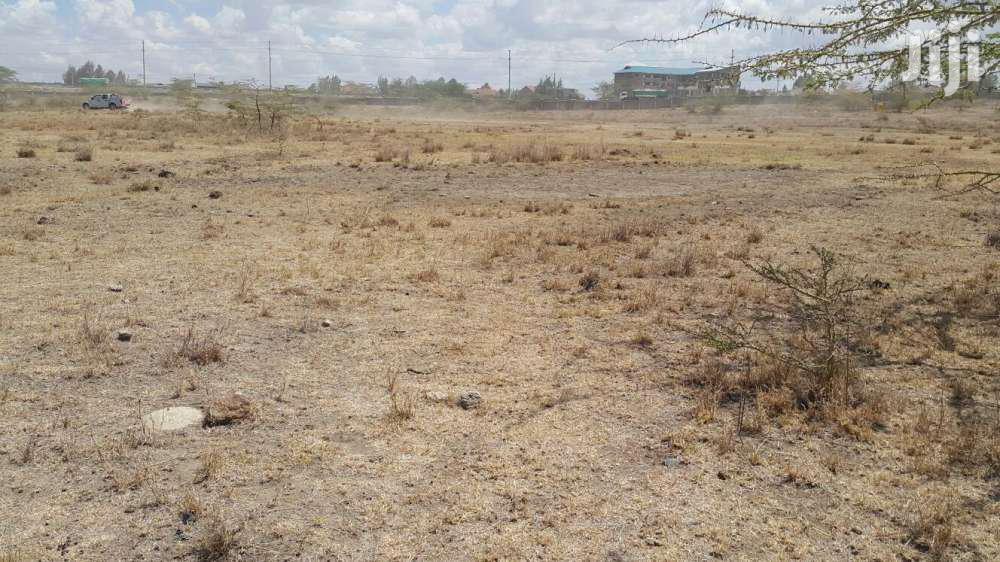 10 Acres Land Available: Real Estate Investment Opportunity in Athi River