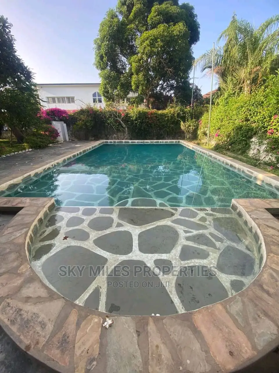 Maisonette with 5 Bedrooms in Kibokoni, Malindi - For Sale in Malindi