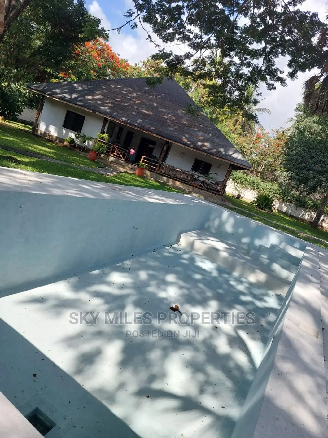 Spacious 4-Bedroom Furnished Villa in Kibokoni, Malindi for Sale in Malindi