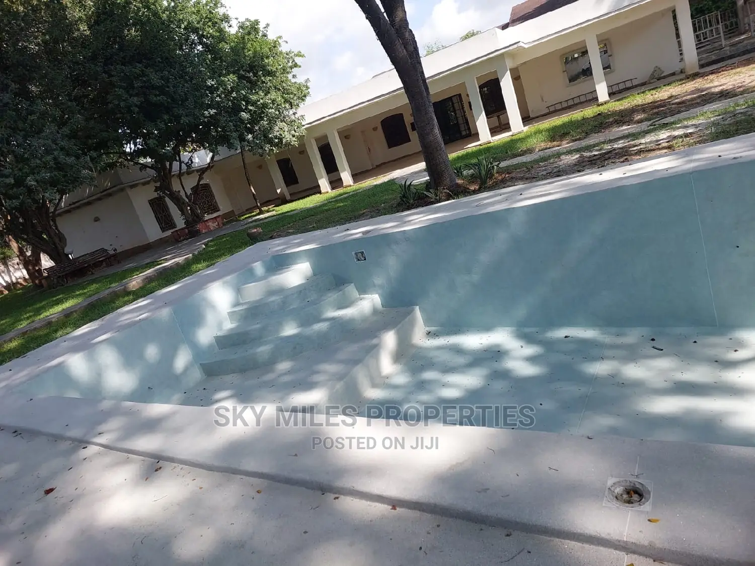 Spacious 4-Bedroom Furnished Villa in Kibokoni, Malindi for Sale in Malindi
