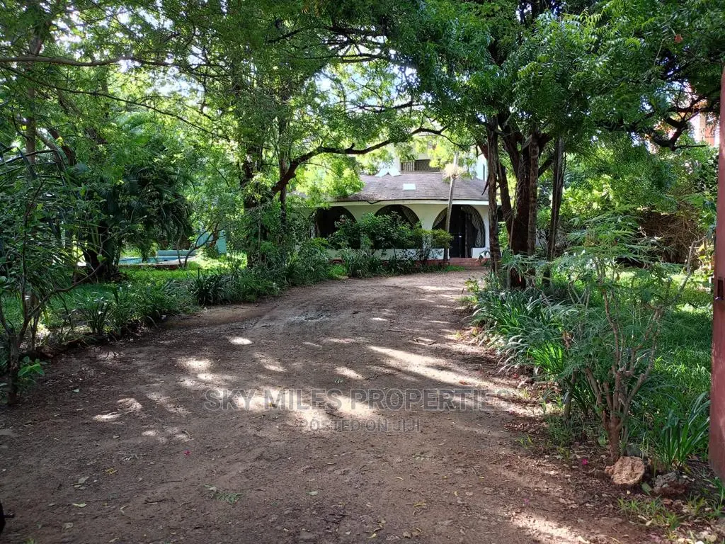 Sunpark, Malindi: 3-Bedroom House Available for Purchase in Malindi