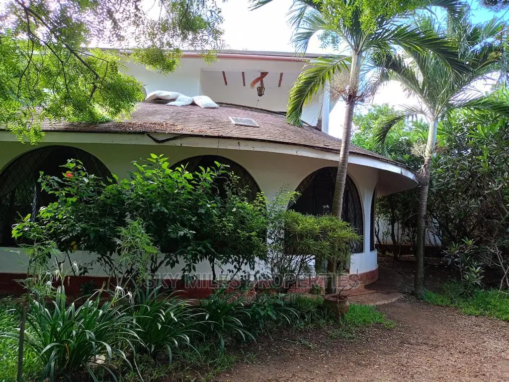 Sunpark, Malindi: 3-Bedroom House Available for Purchase in Malindi