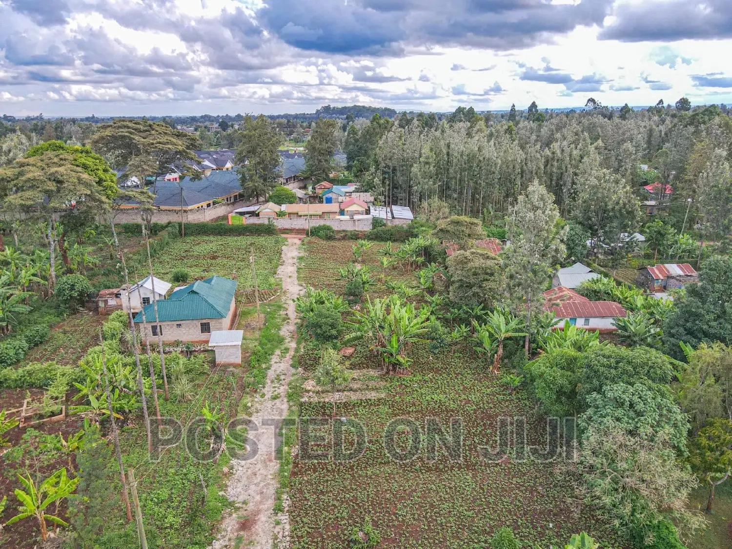 Kenyatta Road 10minutes From Exit 14' EK in Kalimoni