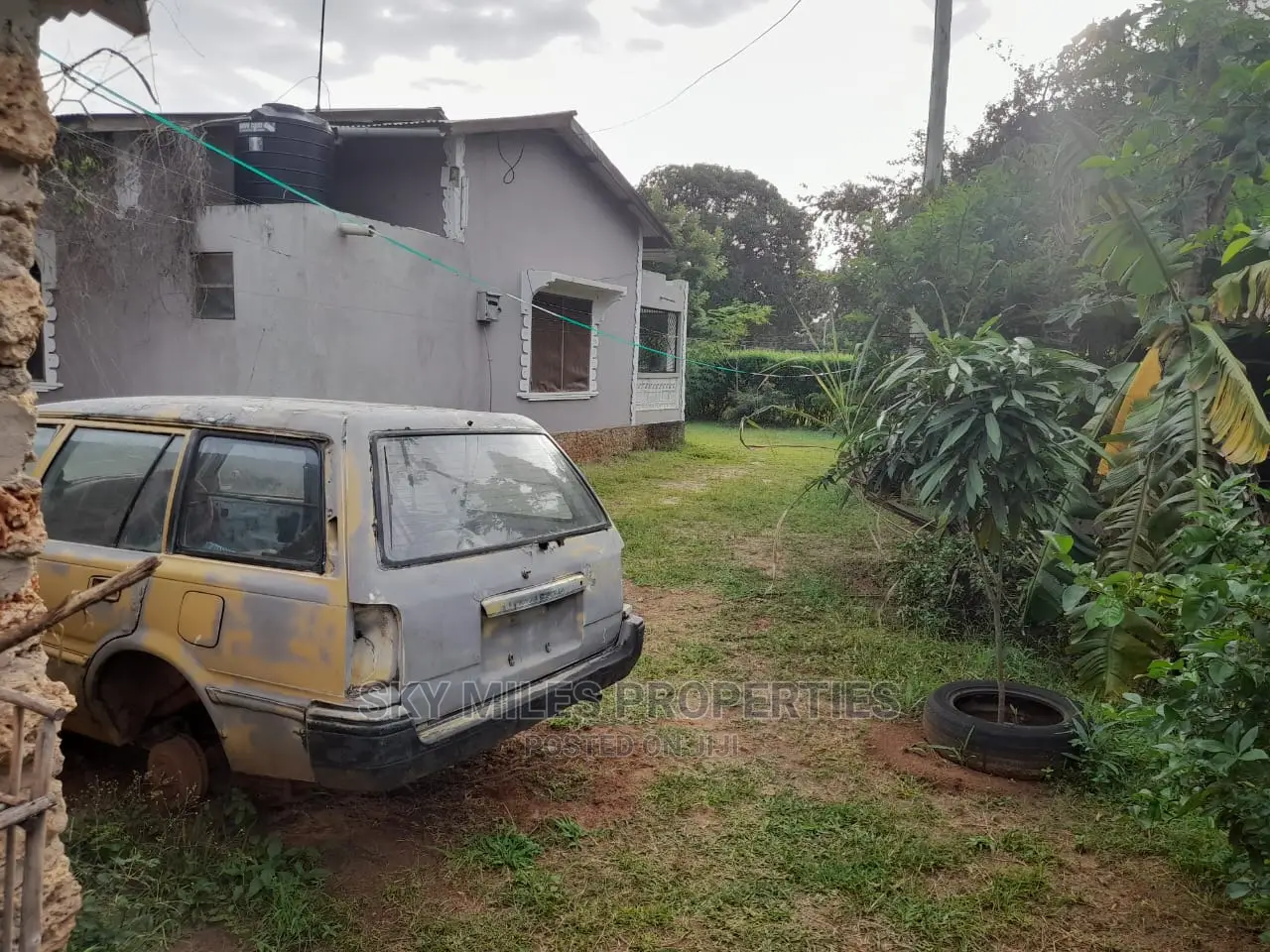 Mtwapa, Broadways: 3-Bedroom Bungalow - Available for Sale in Mtwapa
