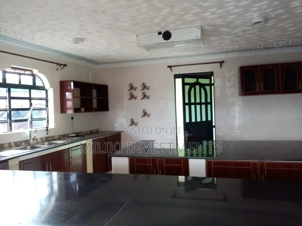 Spacious 4-bedroom maisonette in prime Githingiri location, Thika CBD for sale in Thika CBD