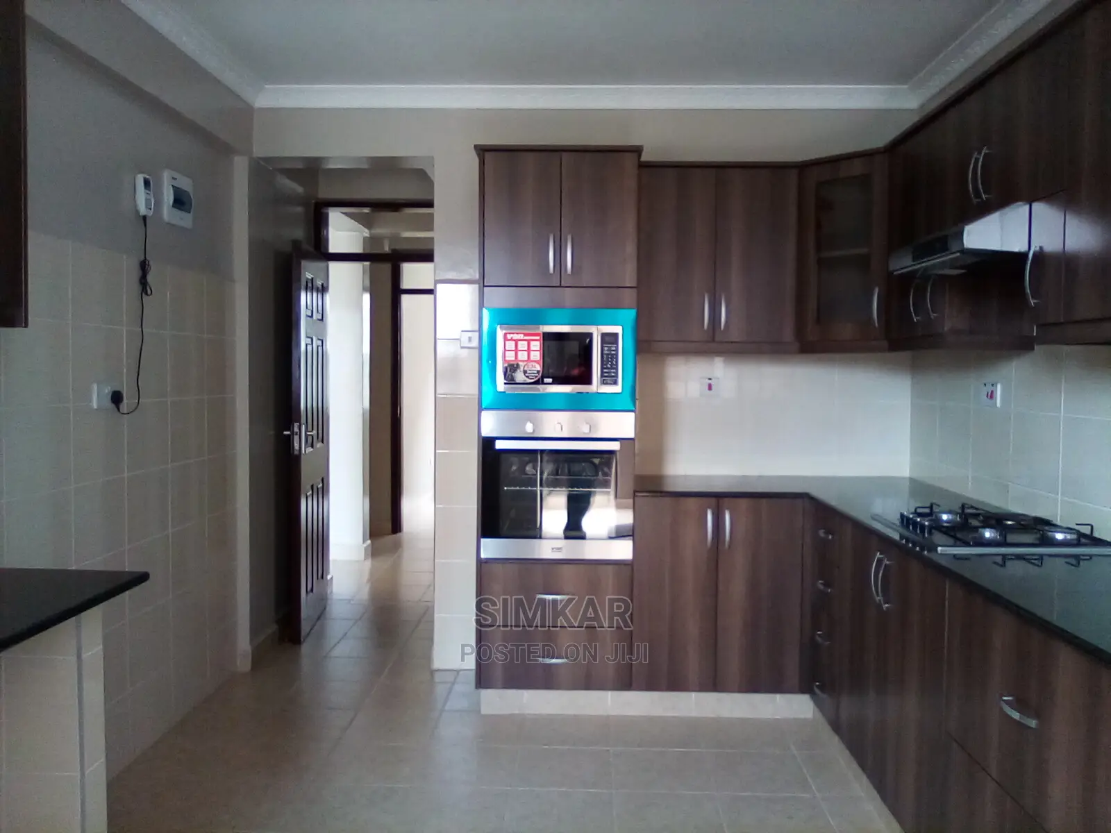 5-Bedroom Townhouse/Terrace in Syokimau - Gateway Mall Area Available for Sale in Gateway Mall Area