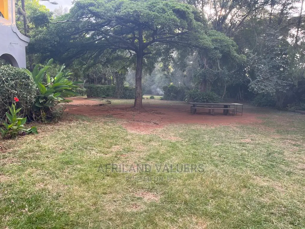 Luxurious 1-Acre Land Parcel in Elegant Karen in Karen