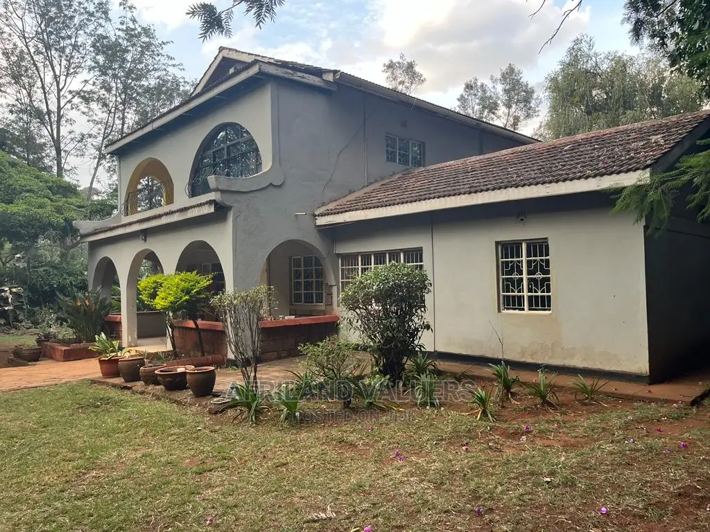 Luxurious 1-Acre Land Parcel in Elegant Karen in Karen