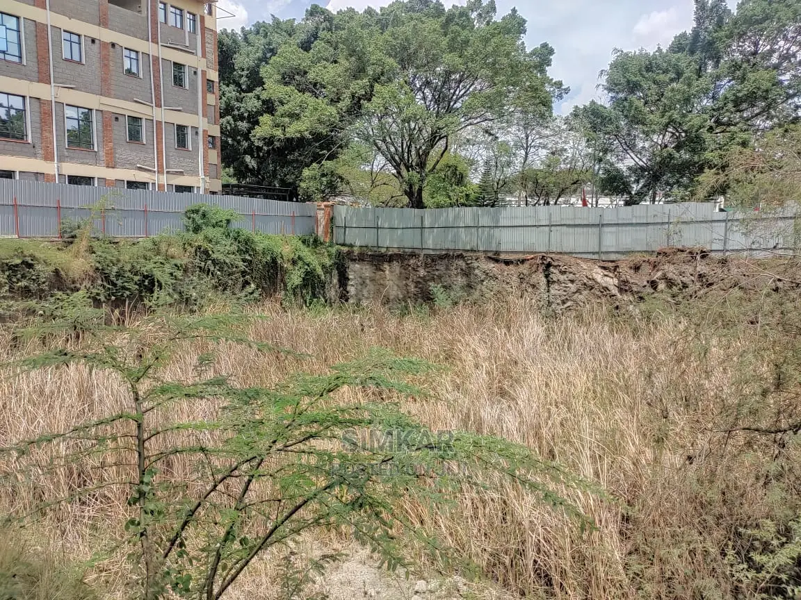 Kabarnet Road 0.25-Acre Plot - Perfect for Investment in Woodley/Kenyatta Golf Course