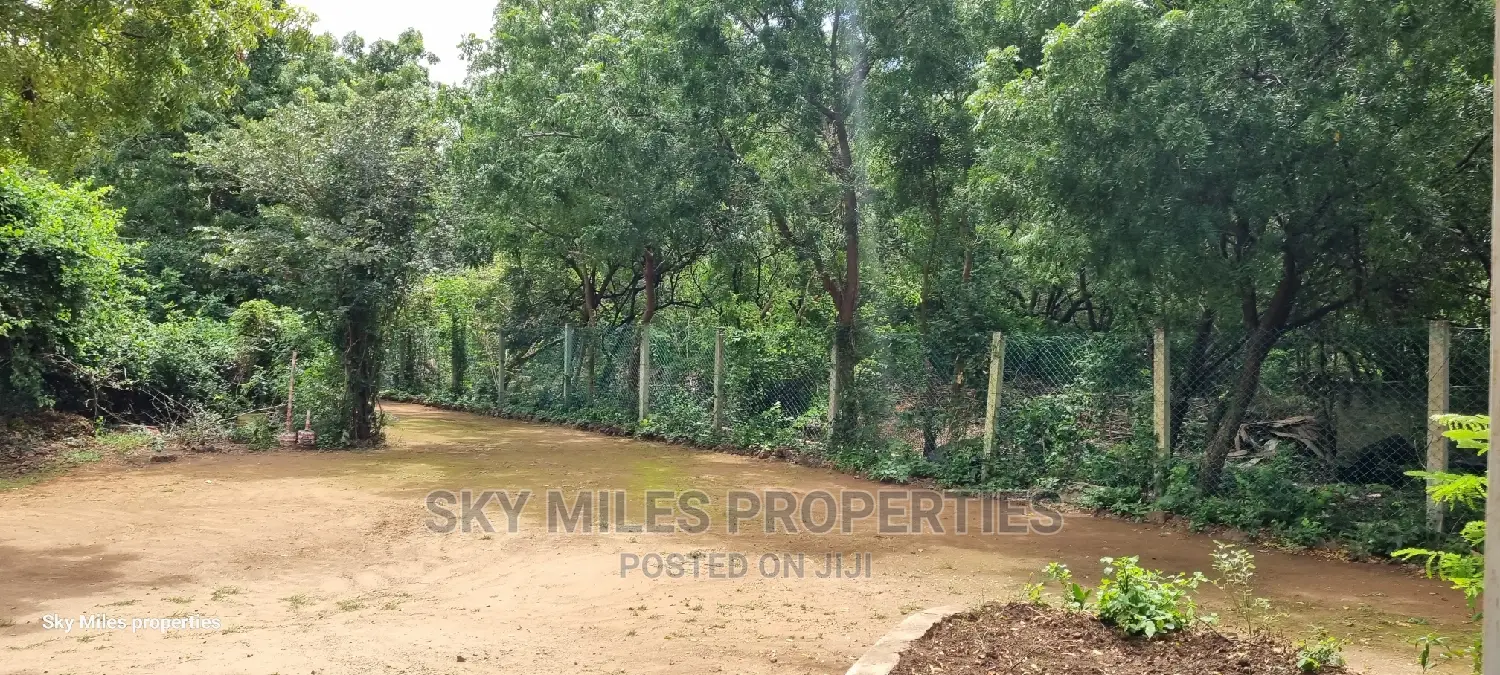 Diani Reef, Ukunda: Luxurious 5-Bed Maisonette Up for Sale in Ukunda