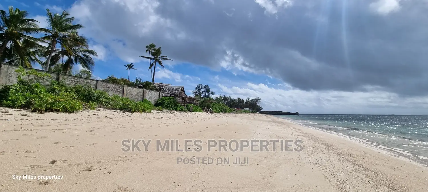 2.6-Acre Beachfront Property in Kikambala for Sale - Your Tropical Paradise is Here! in Kikambala