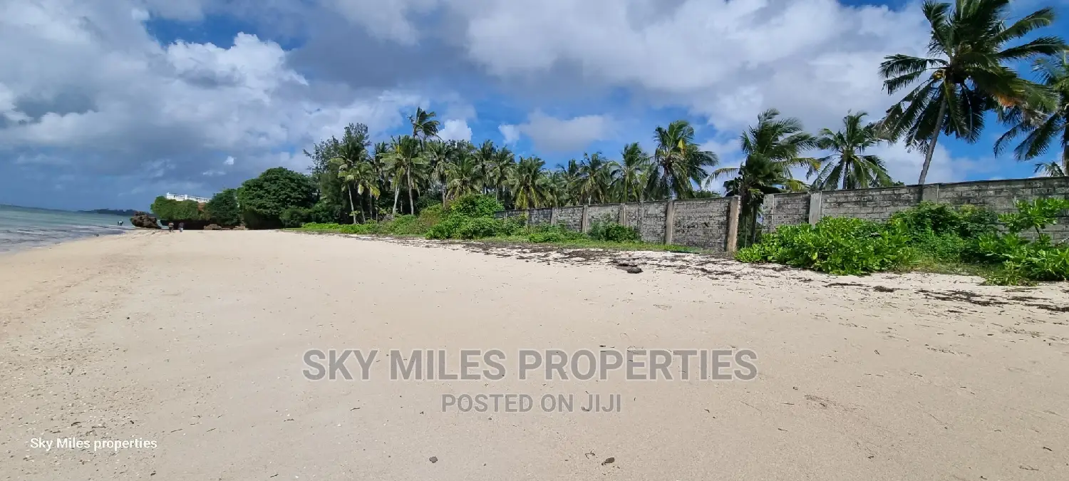 2.6-Acre Beachfront Property in Kikambala for Sale - Your Tropical Paradise is Here! in Kikambala