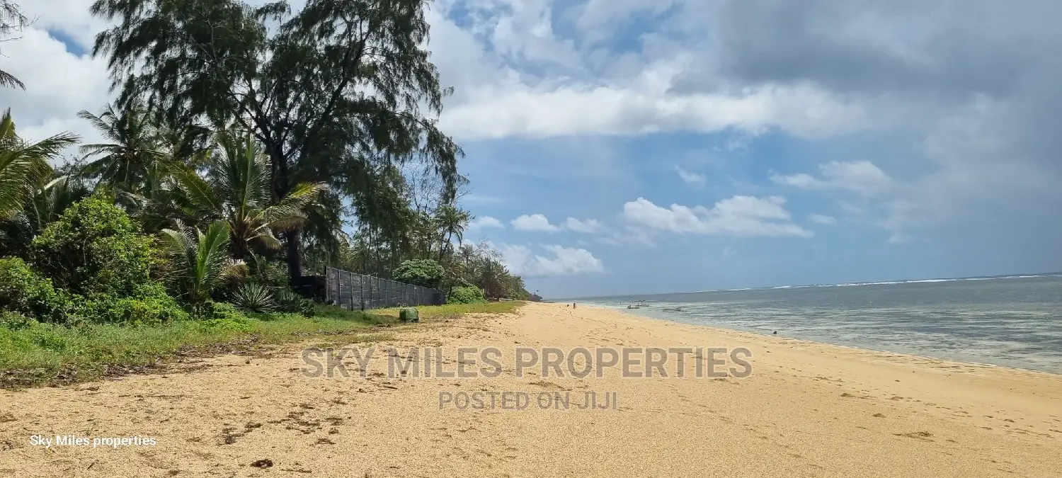 Kuruwitu: 3.5 Acre Beach Property on the Market in Vipingo