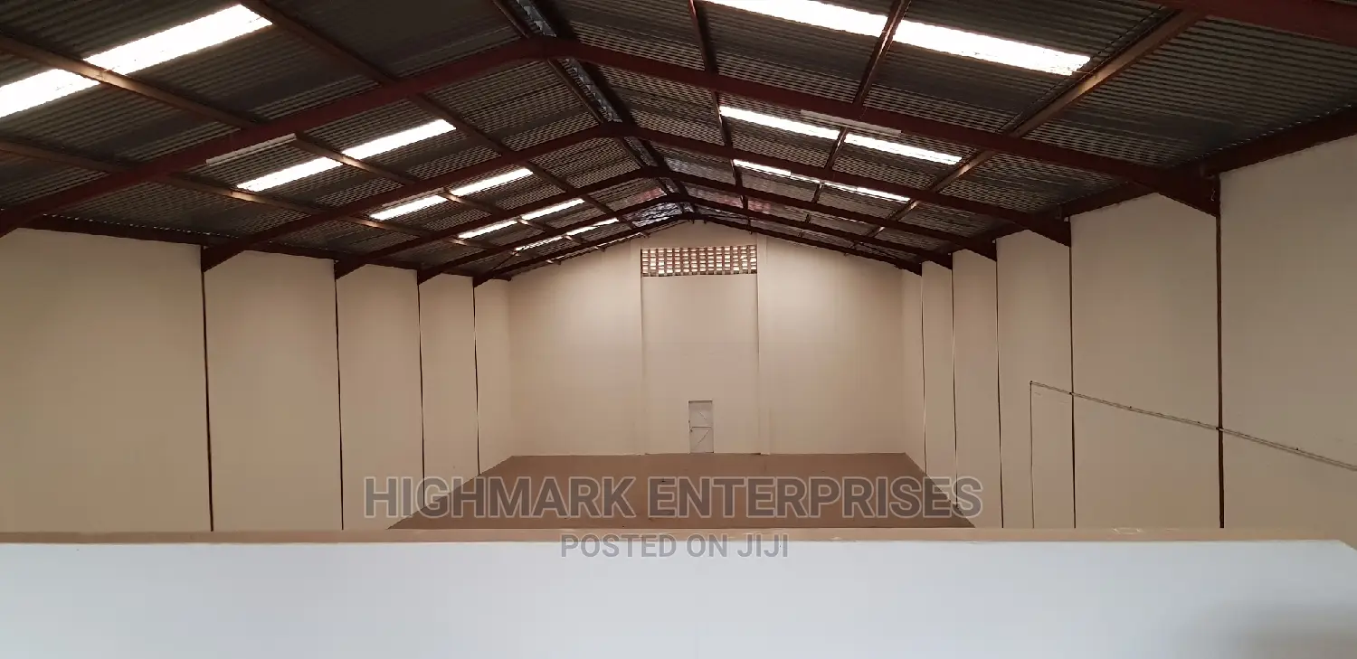 Warehouse Lease Opportunity - Ideal for Business Expansion in City Cabanas