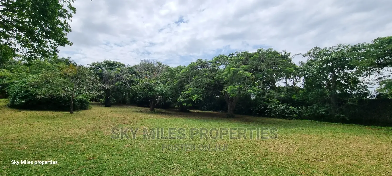Spacious 4-Bedroom Villa in Serena, Shanzu - For Sale in Shanzu