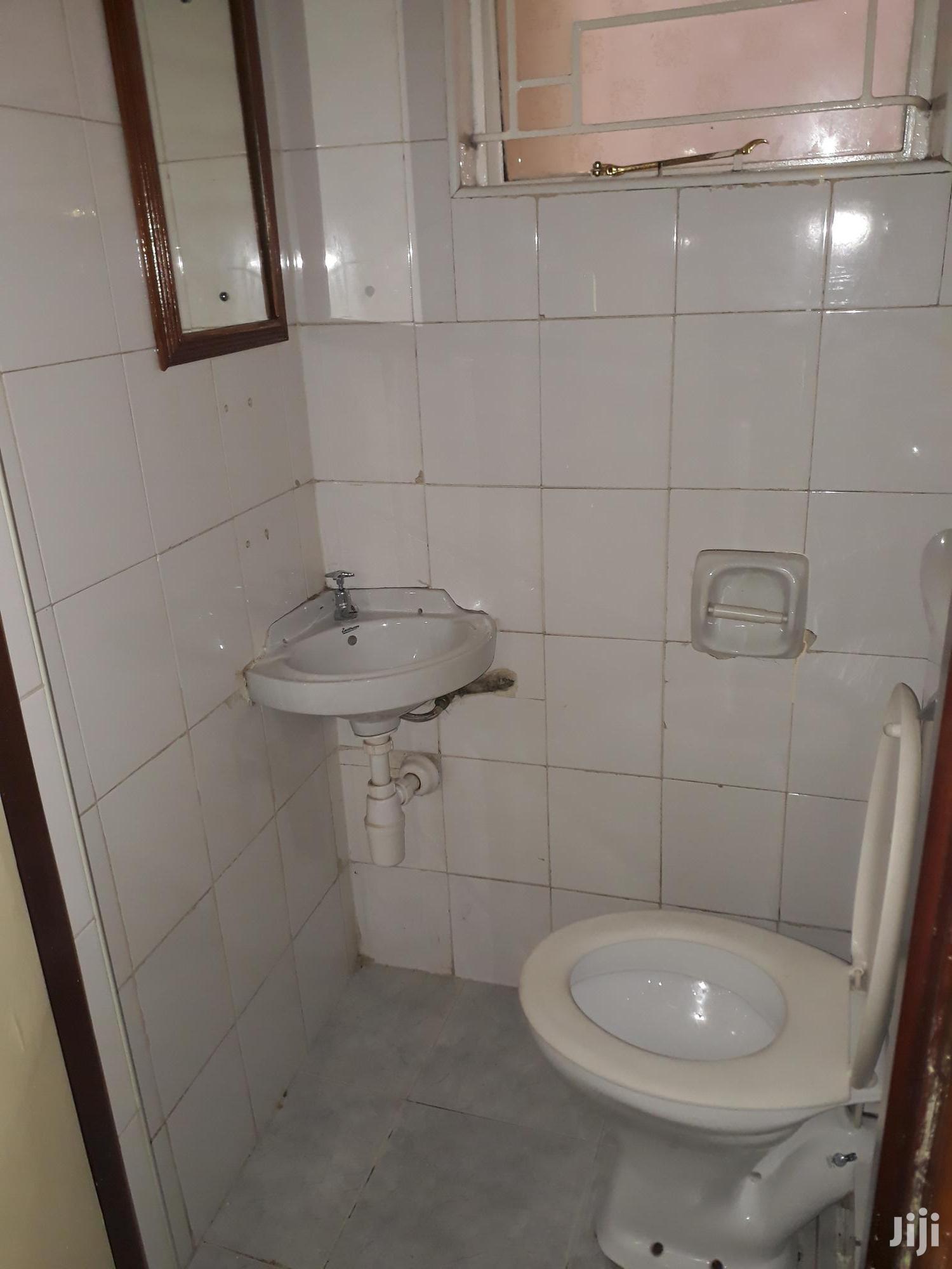 Lavington One-Bedroom Cottage: Ideal for a Comfortable Stay in Lavington