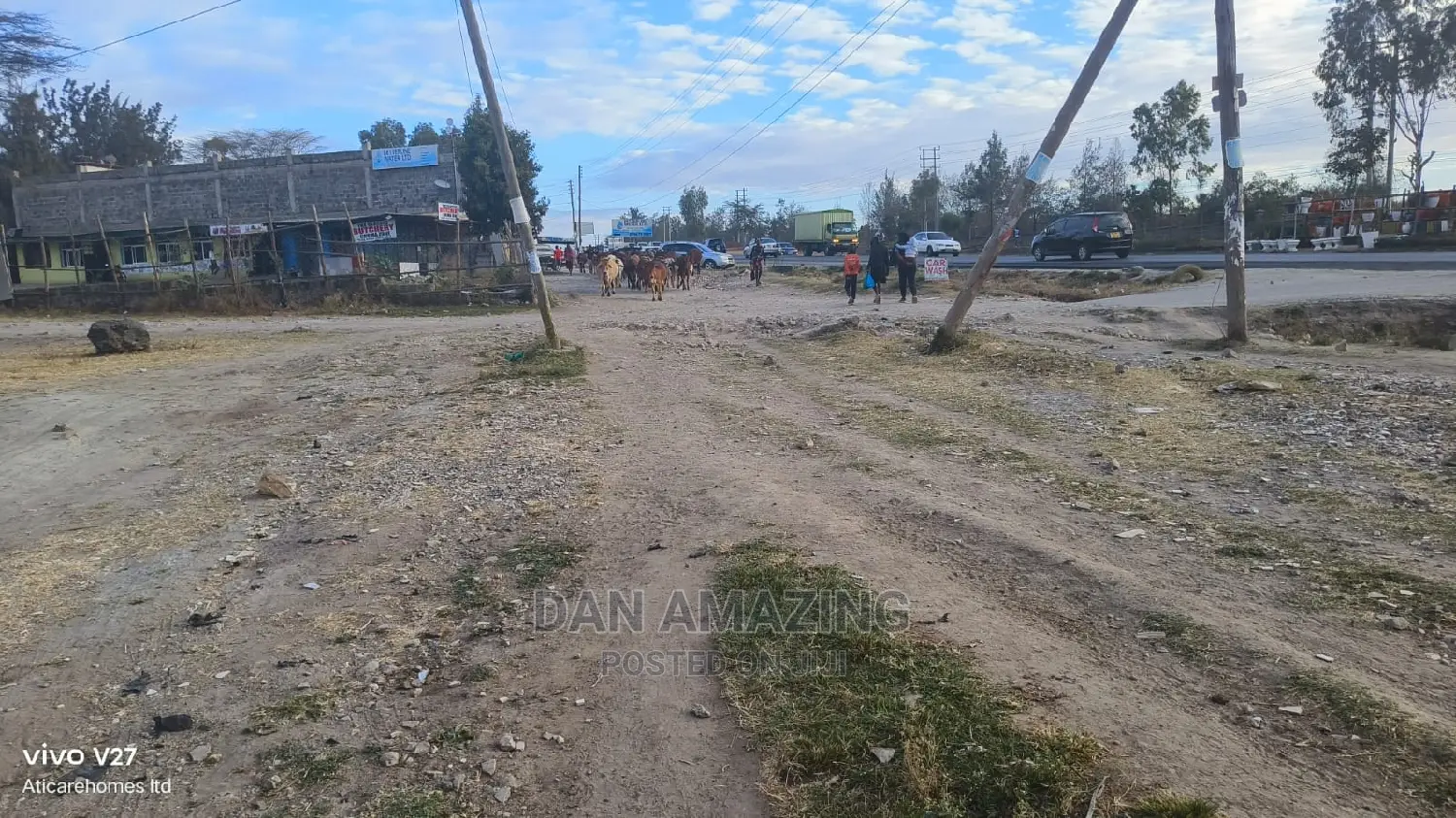 Kitengela 3/4 Acre Land - Ideal for Residential or Commercial Development! in Kitengela