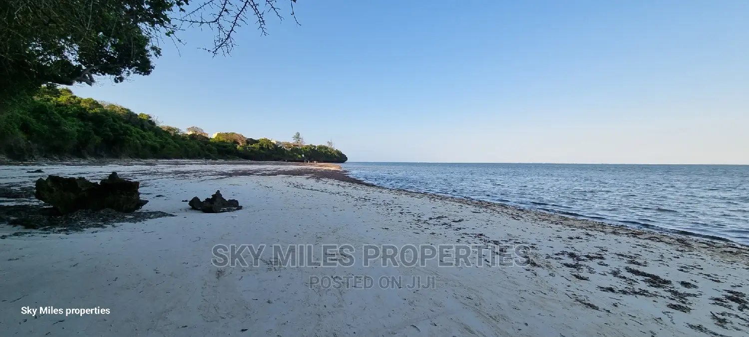 Serena's 20.5 Acre Beach Plot for Go Kart Enthusiasts - For Sale in Shanzu