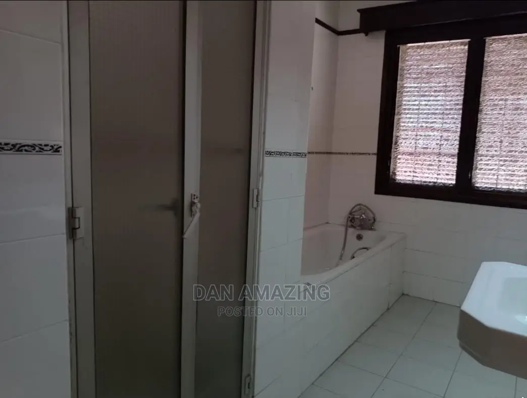 Luxury 5-Bedroom Property in Muthaiga for Sale Now in Muthaiga