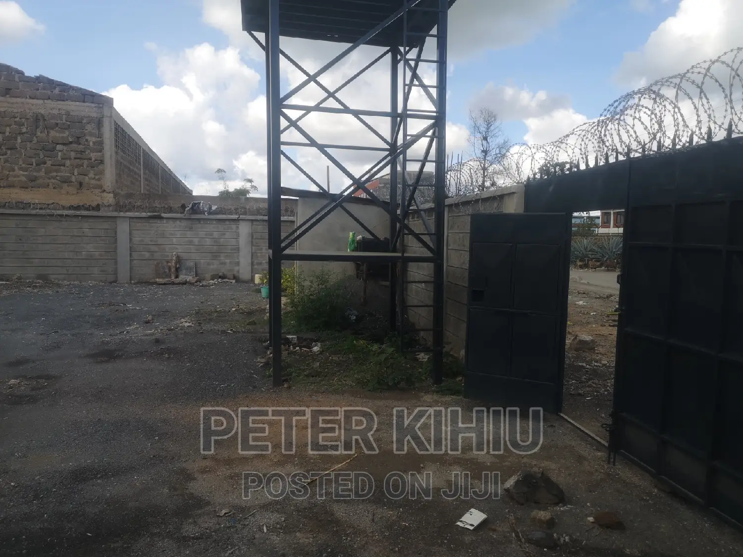  Spacious Commercial Plot in Embakasi - 50ft x 80ft Behind Quickmart in Embakasi