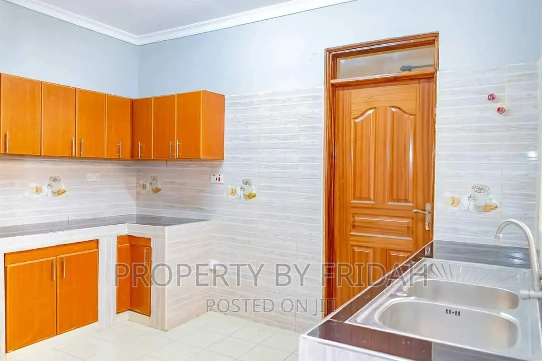 Bargain 3-Bedroom Bungalow in Kitengela - For Sale Now! in Kitengela