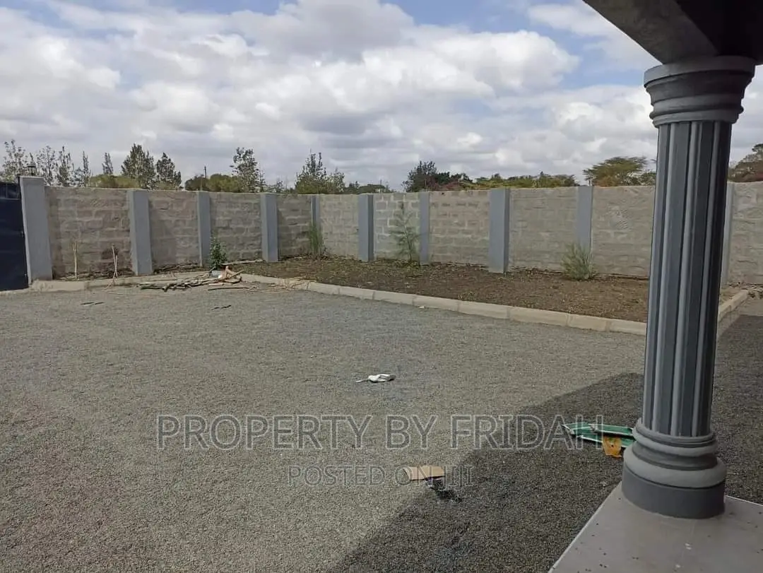 Prime 3-Bedroom Bungalow in Kitengela - Ready to Sell in Kitengela