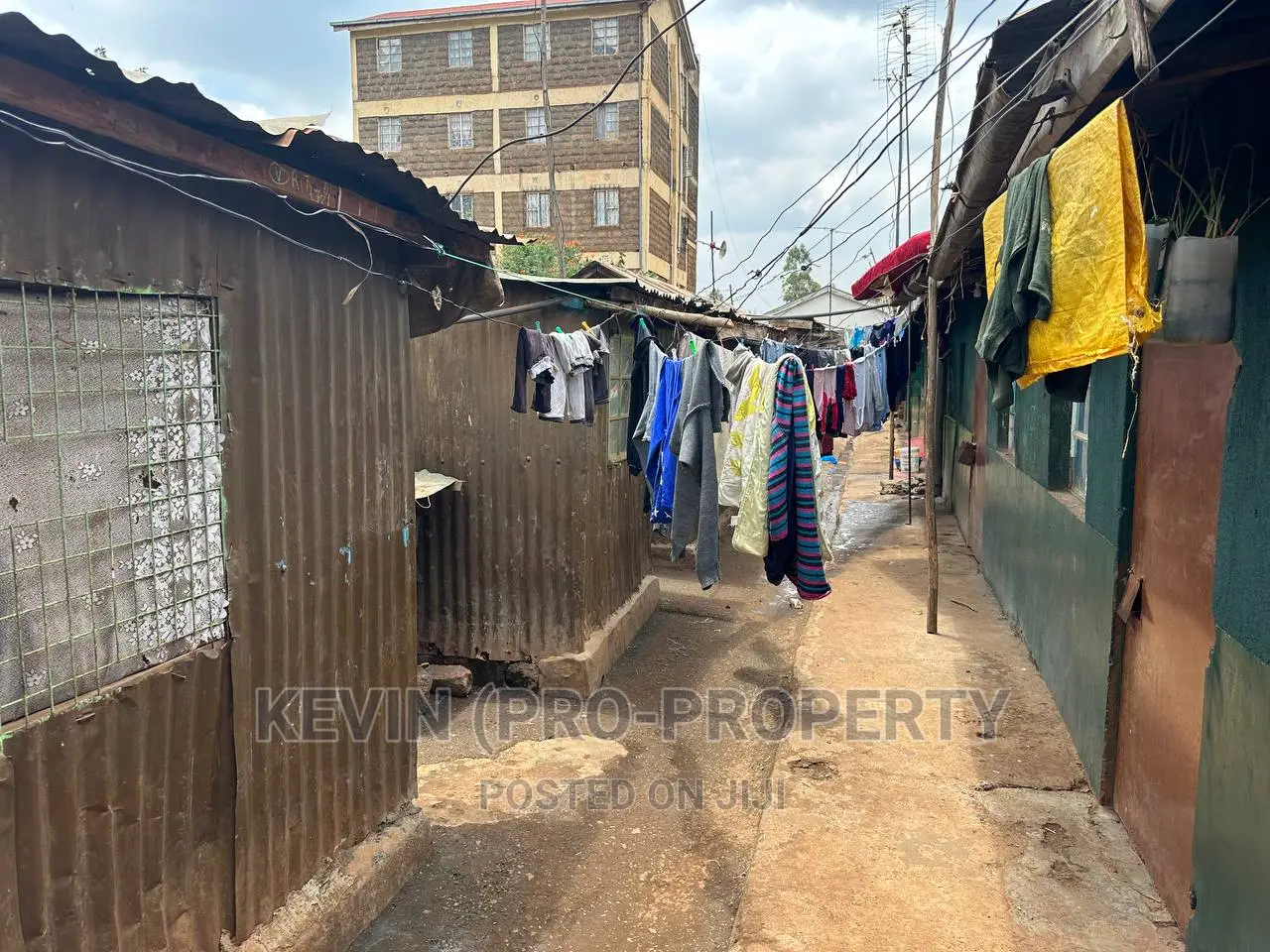 Corner Commercial Plot for Sale: Uthiru, Ndumboini - Invest Today! in Kikuyu