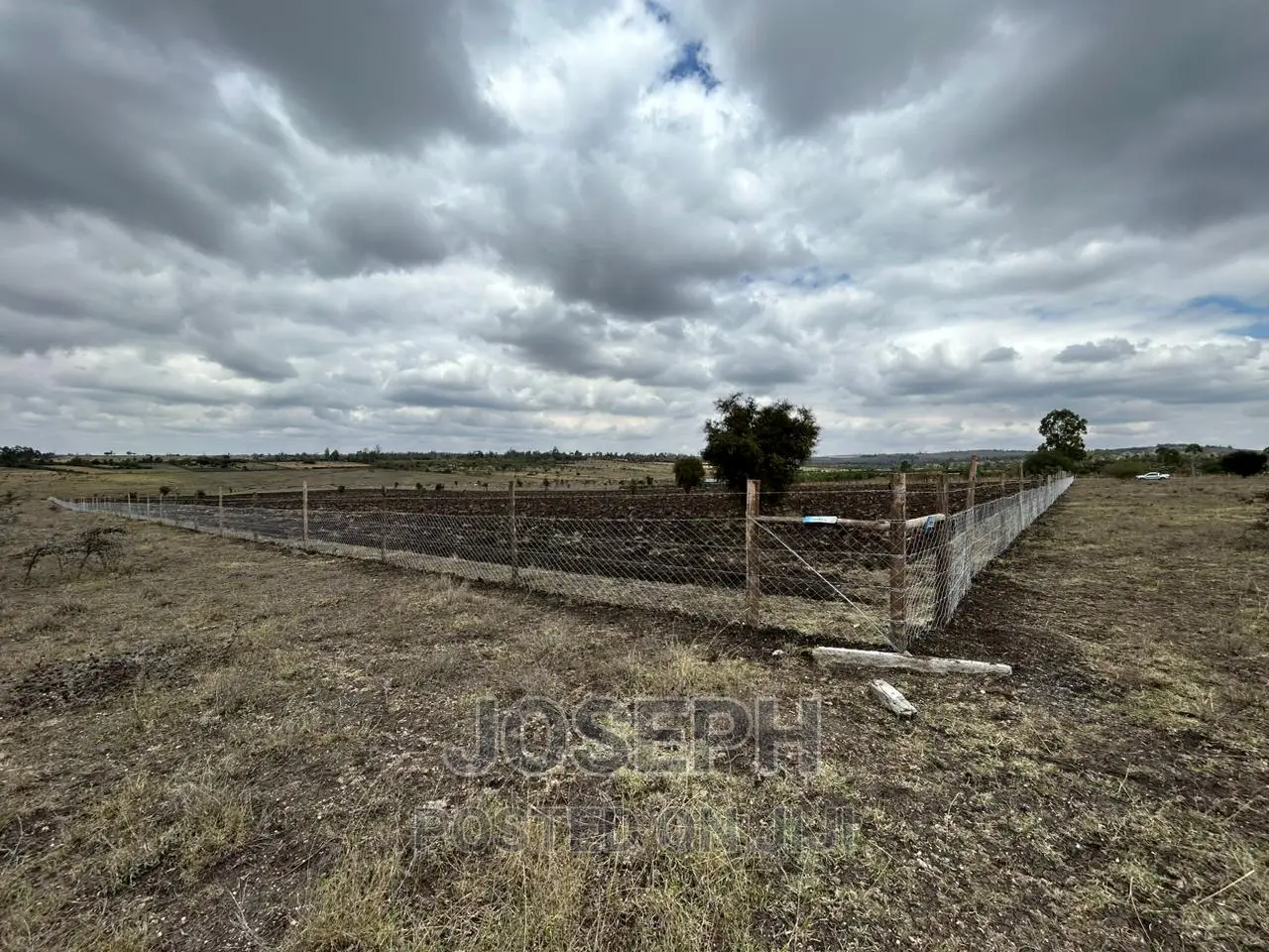 Large 8.9-acre property in Kiserian Olooloitikosh available for purchase in Ole Polos