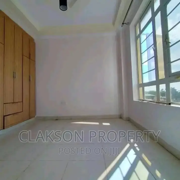 Ngong Road, Kilimani: Spacious 2-Bedroom Apartment for Lease in Kilimani