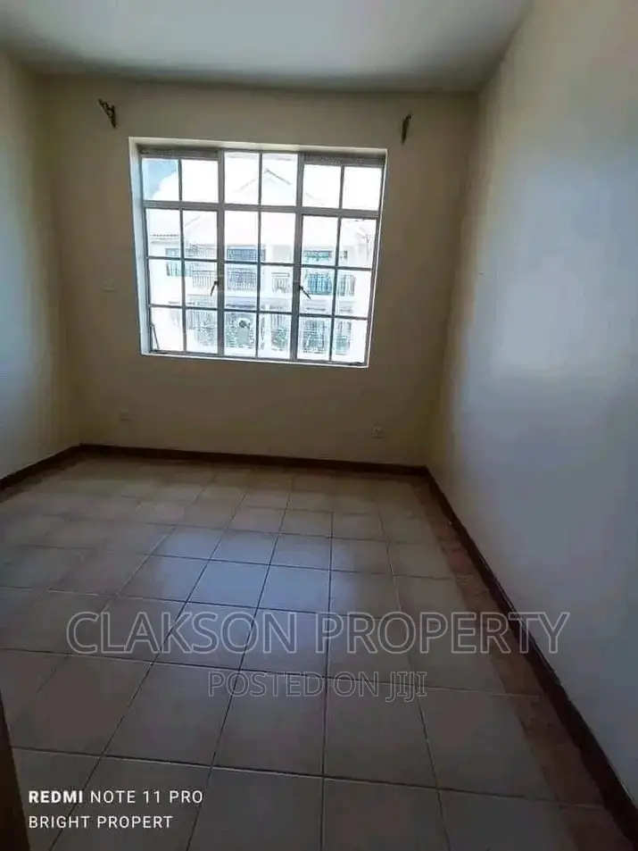 Naivasha Road, Dagoretti: 3-Bedroom Apartment for Long-Term Rent in Dagoretti
