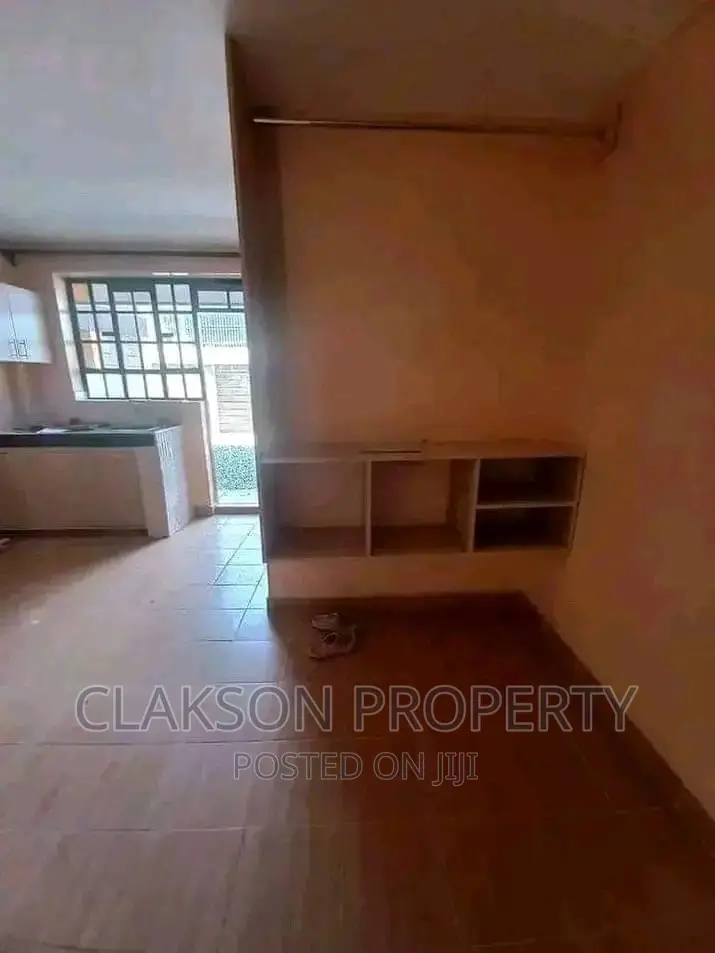 Spacious 1-Bedroom Bedsitter for Rent in Kikuyu Road, Dagoretti in Dagoretti