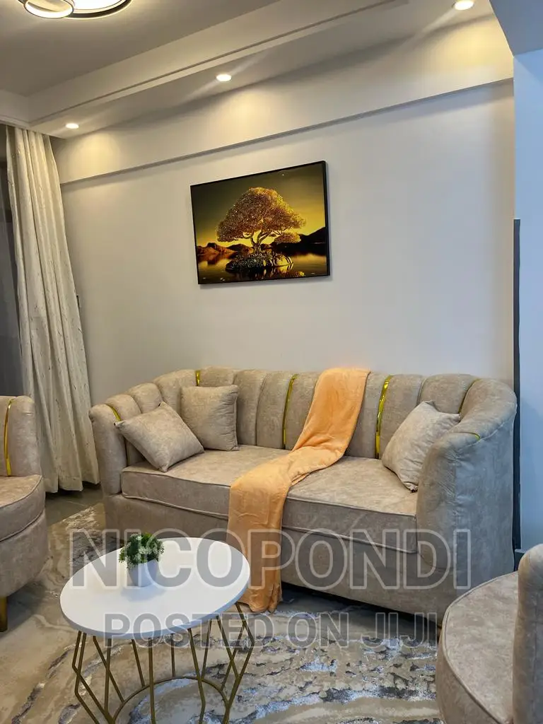 Elegant 1-Bedroom Furnished Apartment in Valley Arcade - For Rent in Valley Arcade