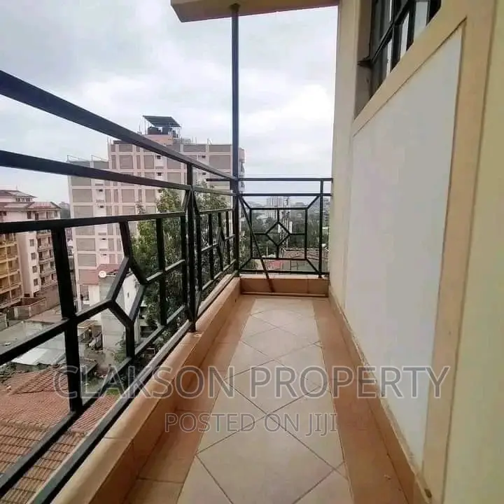 Comfortable 1-Bedroom Apartment in Sanasana, South B in South B