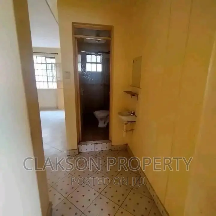 Comfortable 1-Bedroom Apartment in Sanasana, South B in South B