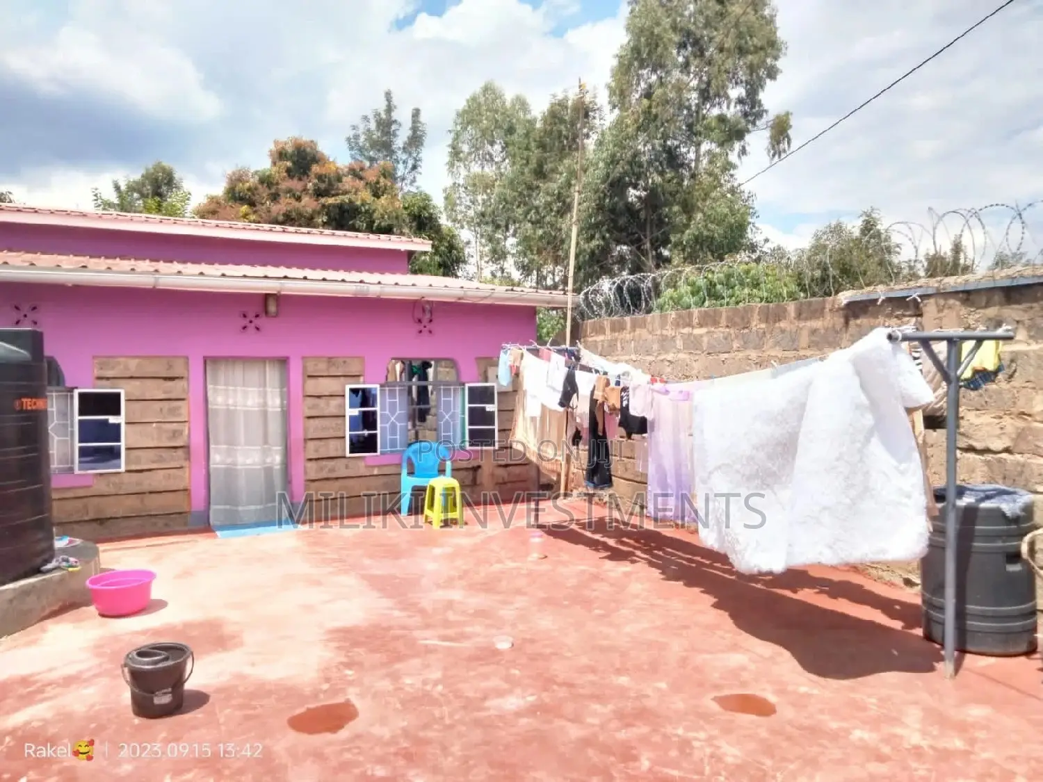 Zabka's Charming 3-Bedroom Bungalow - For Sale in Kimorori/Wempa! in Kimorori/Wempa
