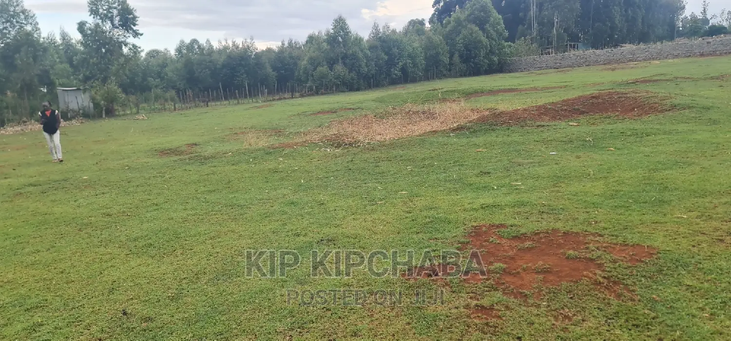 Prime Commercial Plot for Sale: Direct Access to Tarmac in Annex Eldoret in Eldoret CBD